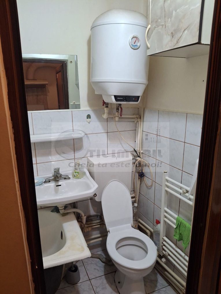 Vând camera de cămin transformata in garsoniera in spate la Jumbo - Poză 8