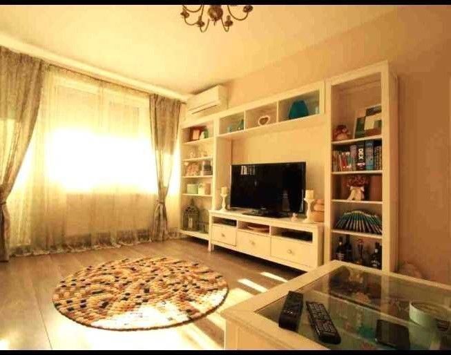 Apartament Mihalache/Domenii - Poză 1