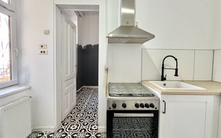 Un apartament spațios cu  2 camere, in , zona Centrala - Take Ionescu - Poză 11
