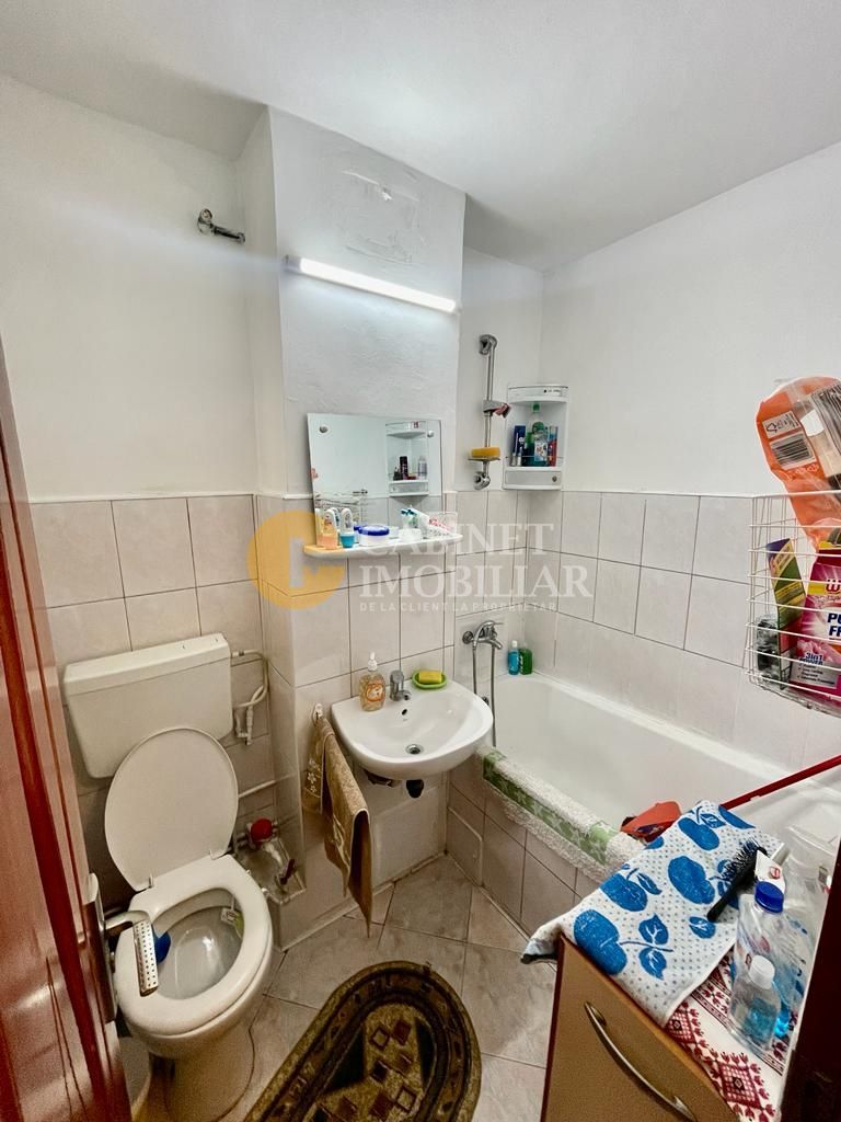 Nicolina 1 Apartament 2 Camere Decomandat  Etaj Intermediar - Poză 10