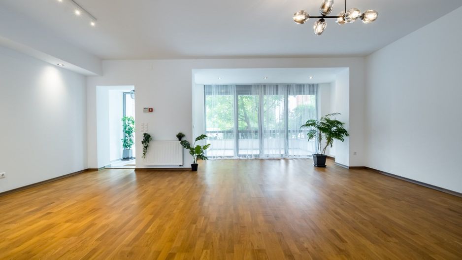 COMISION 0% - Vila superba 4 dormitoare 5 bai vedere lac -Baneasa complex inchis - Poză 4