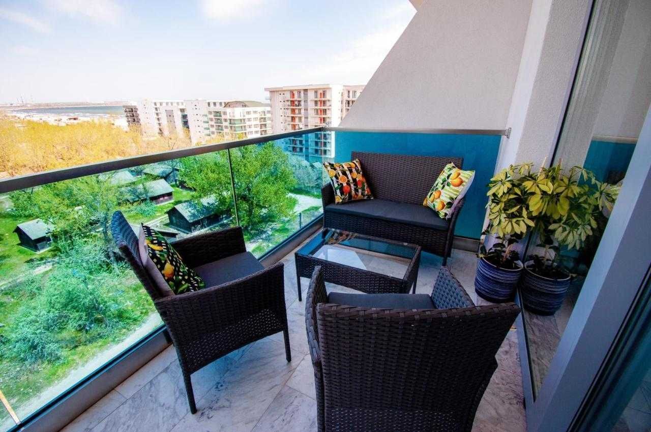 Vand apartament 2 camere cu vedere la mare Mamaia Nord - Poză 8