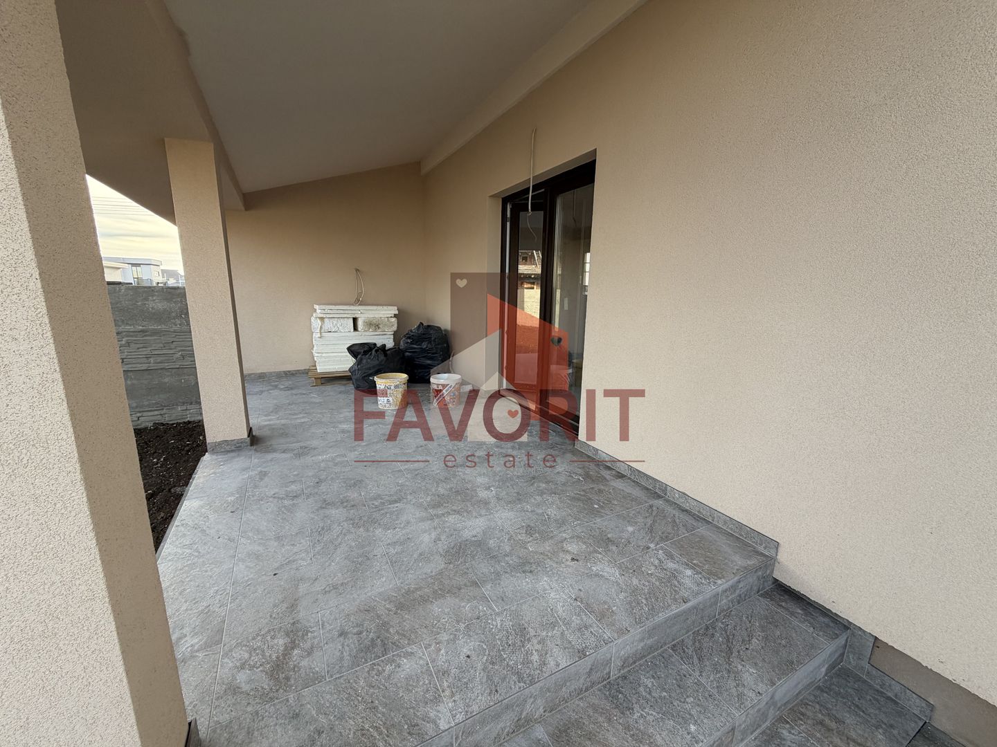 Toate utilitatile. Strada asfaltata. Finisaje la alegere. Comision 0% - Poză 12