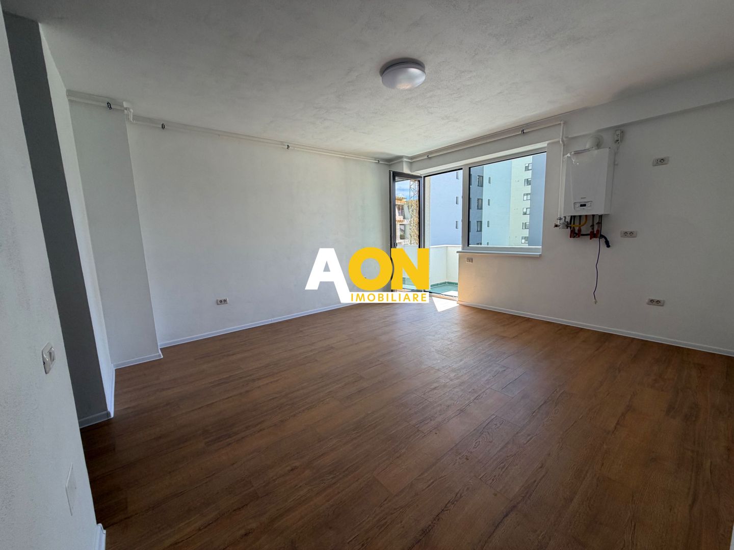 Apartament 3 Camere | Bloc Nou | 2 Băi | 72mp - Poză 2