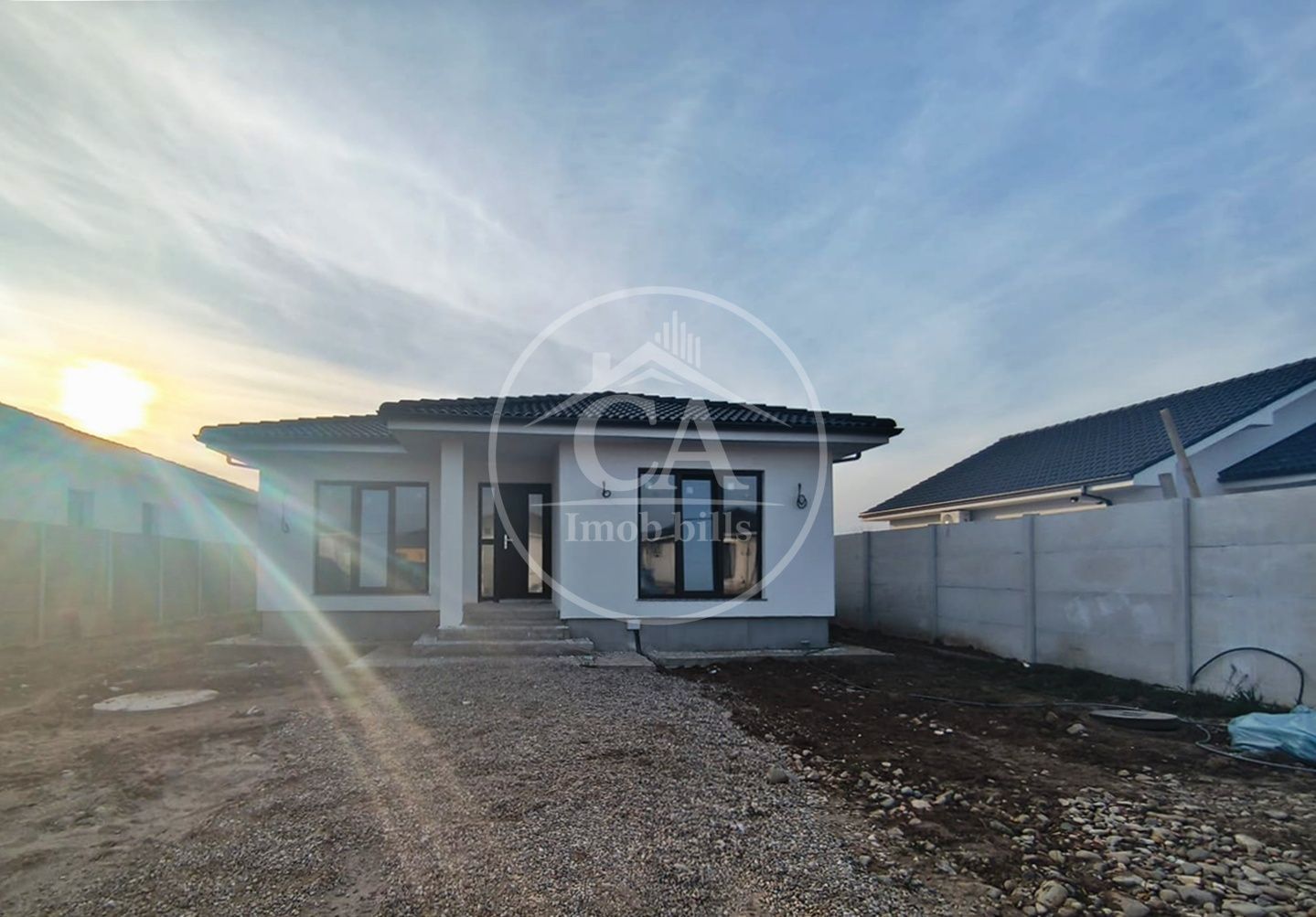Casa de vanzare cu 4 camere in Santandrei, Bihor - Poză 3