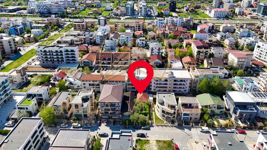 Mamaia Nord - Pensiune mobilata și utilata complet. - Poză 1