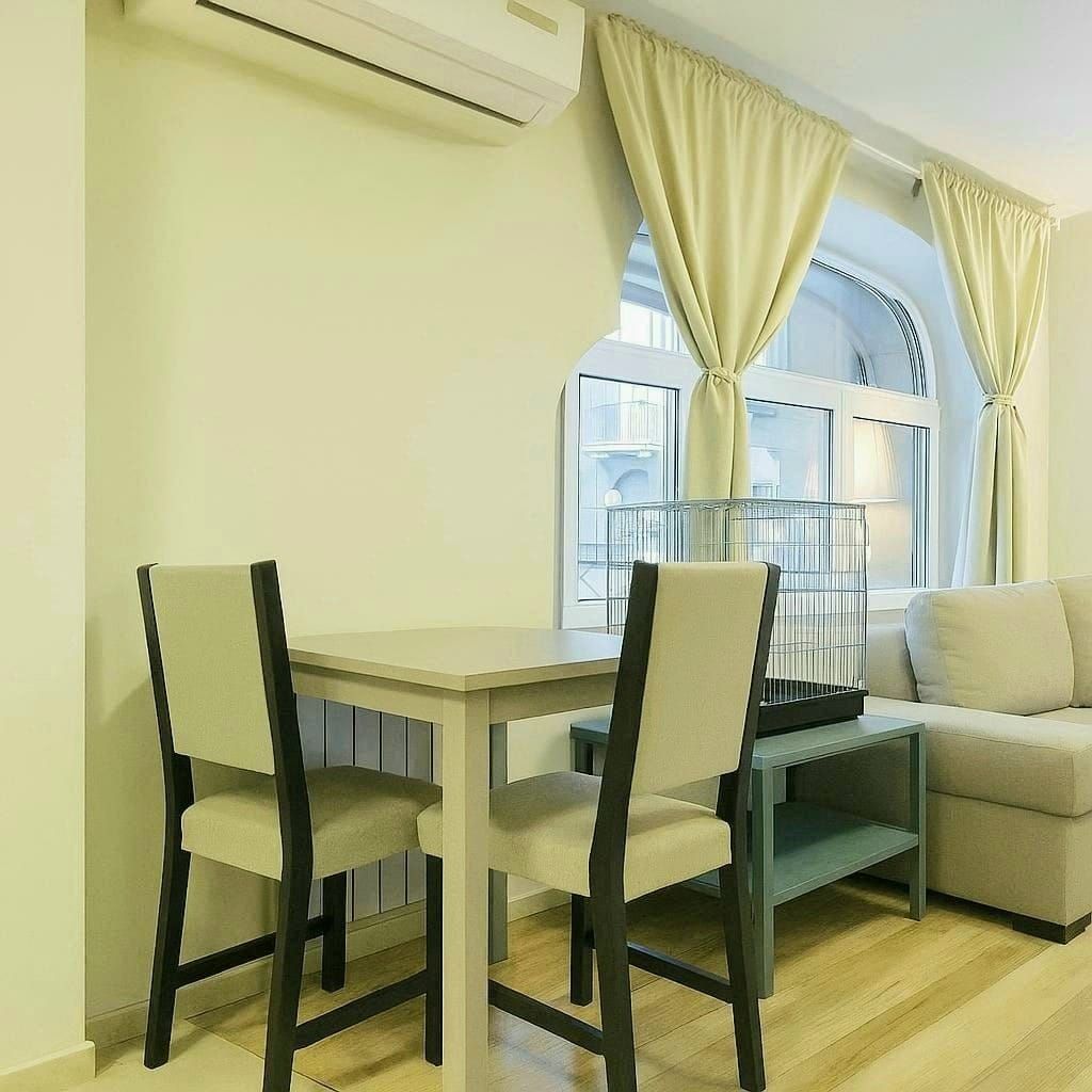 Apartament exclusivist 2 camere, Universitate, vedere superbă - Poză 12