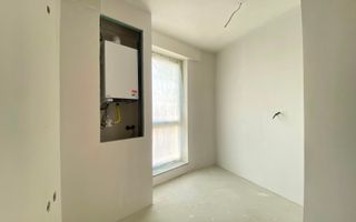 Apartament de 3 camere de vanzare, etaj intermediar, zona Someseni - Poză 3