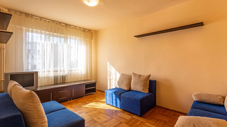 Ap cu 4 camere, la etajul 3, zona Kaufland, Banu Mărăcine - Poză 3