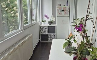 Nicolina 2 Prima Statie 3 camere 76mp - etaj 3/4 - renovat - Poză 7