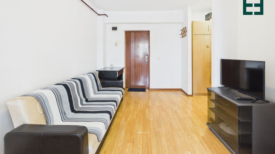 De închiriat - Apartament cu 2 camere -  Zona Confecții - Arad - Poză 1