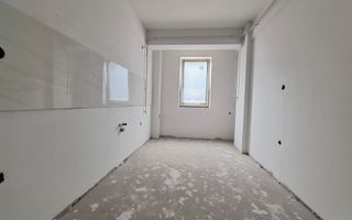 Apartament, 1 camera de vanzare in Iasi Valea Lupului, gradina proprie - Poză 3
