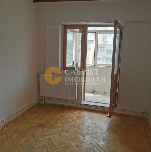 PACURARI - 3 CAMERE DECOMANDAT - BLOC 1985 - Poză 3