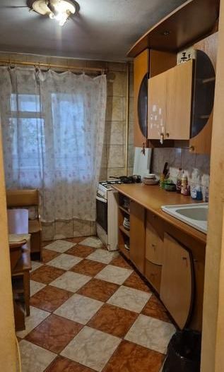 Vanzare apartament 3 camere Titan- Fizicienilor, 2 bai, bloc 1984 - Poză 3
