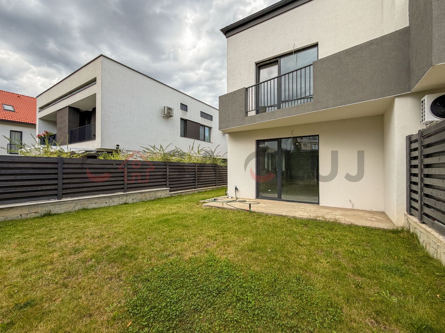 Casa noua, 4 camere, strada inchisa, zona Campului! - Poză 3