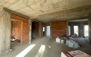 Casă individuală cu 6 camere și teren generos de 735mp |Moșnița Veche| - Poză 2