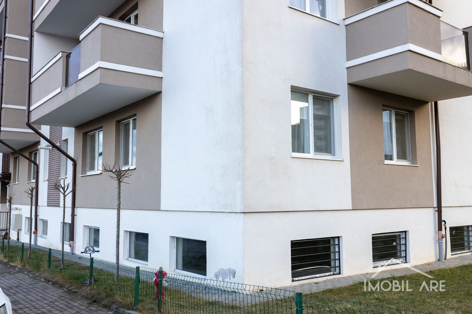Apartament 3 camere la parter înalt cu parcare subterană - Poză 13