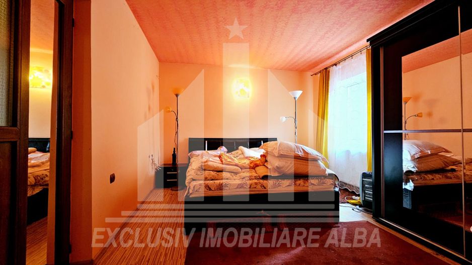 Casa de vacanta cu potential de Pensiune Turistica, Ramet - Poză 3