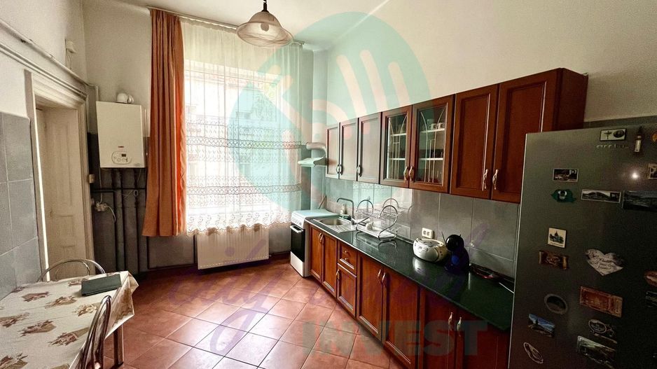 Ap. în Vilă– 4 camere | Ultracentral – Parcul Cișmigiu | Curte comună - Poză 7