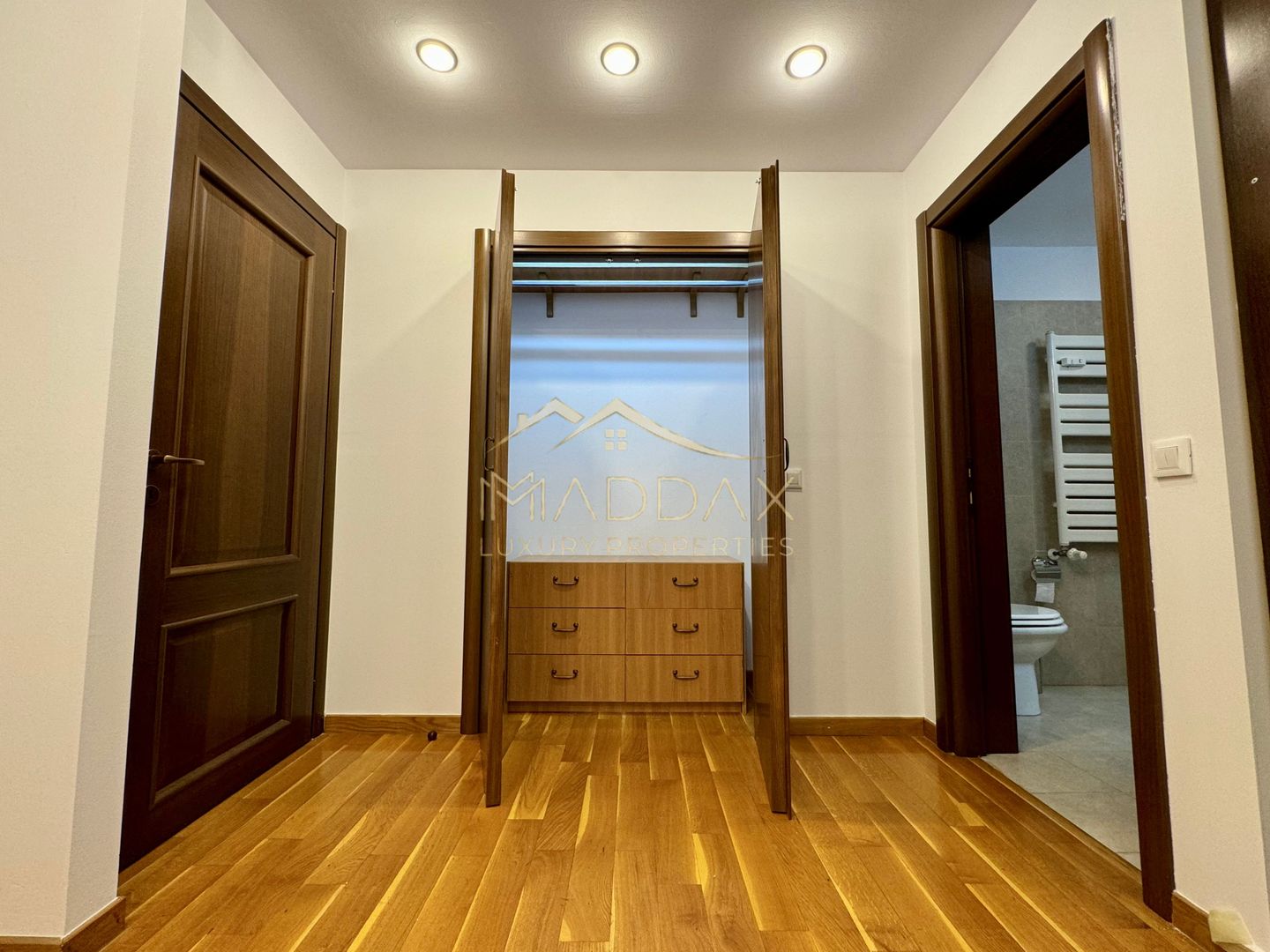 Apartament cu 4 camere 250mp* 2 parcări subterane / Dorobanti-Capitale - Poză 26