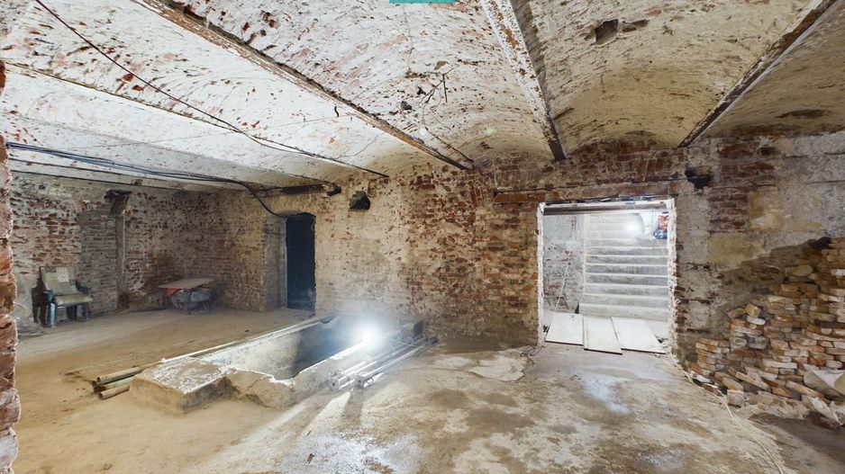 Spațiu ultracentral la demisol - Poză 1