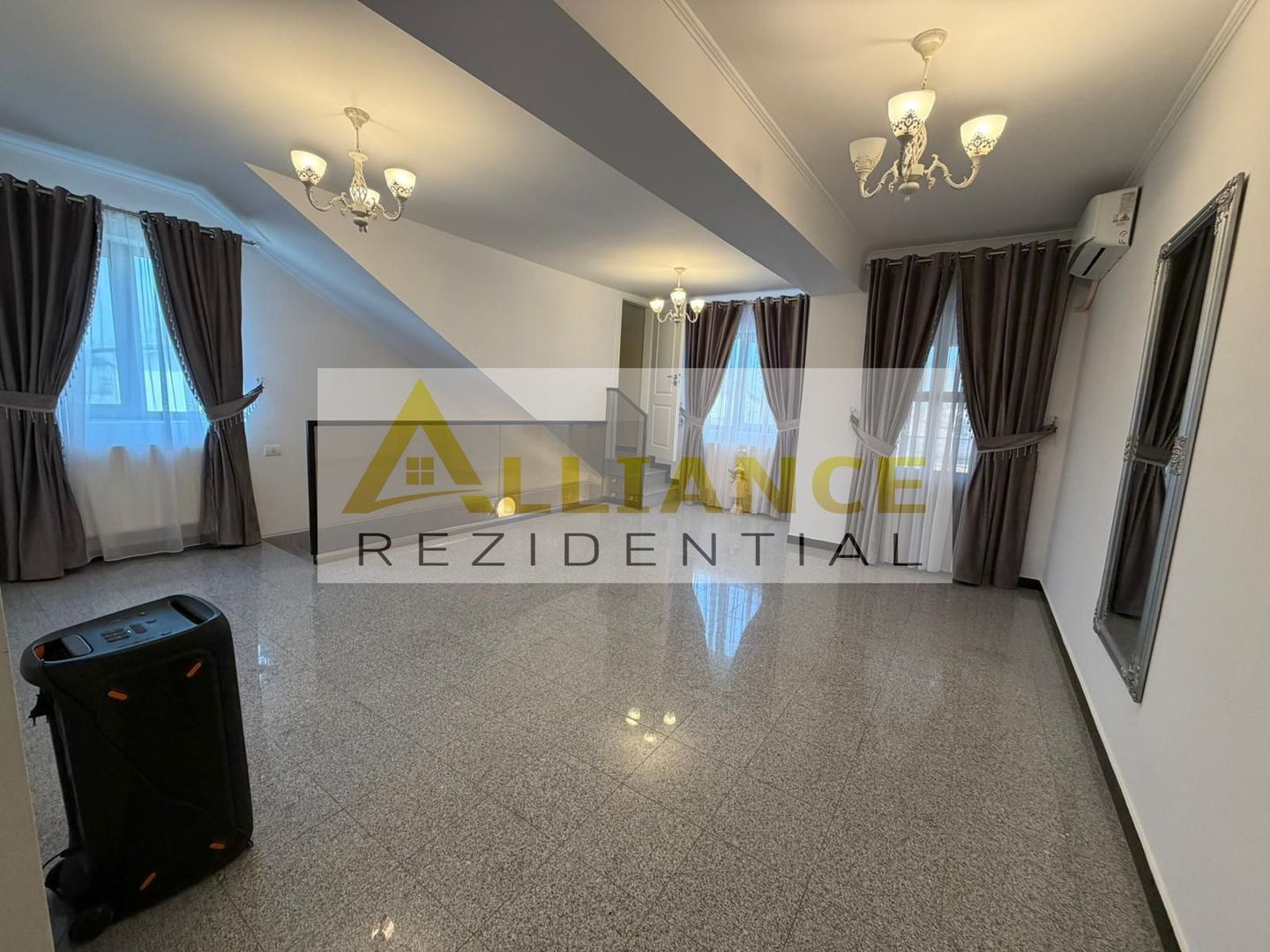 Oportunitate! Casa P+E+M confort si spatiu generos - Poză 17