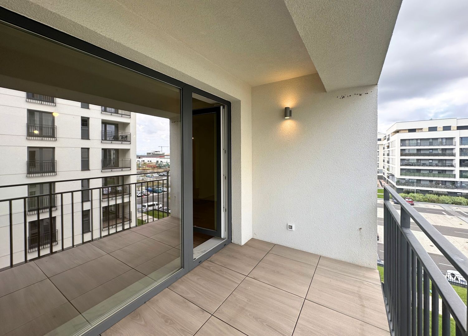 Apartament de lux 2 camere nelocuit Zona Coresi Kasper - Poză 9