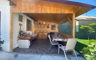 Gata de locuit! Vanzare casa cu 5 camere in Priboiu, com.Branesti - Poză 7