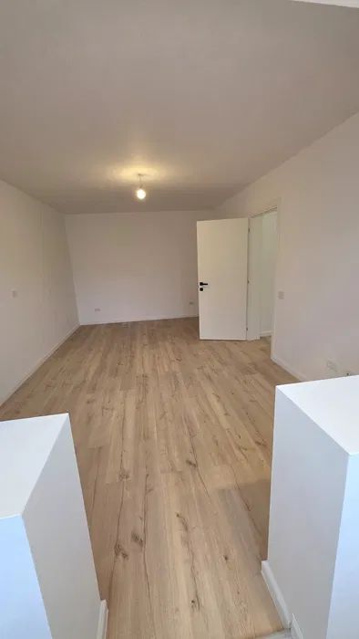 APARTAMENT 2 CAMERE IN RAHOVA BARCA - Poză 3