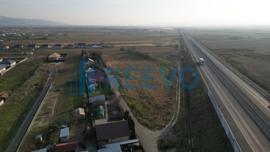 Teren intravilan 4.832 de vânzare Letea Veche - Poză 1