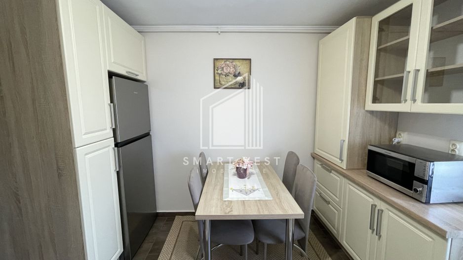 Apartament 3 camere de inchiriat | Parter | Zona Micro 16 - Poză 2