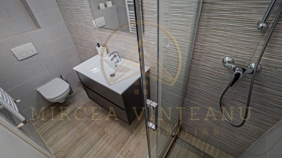 Mamaia - Apartament de 3 camere cu vedere la lac si mare. - Poză 19