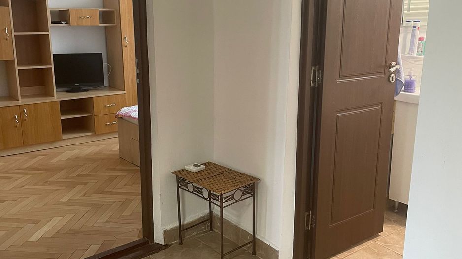 Apartament 2 Camere Decomandat | Central |  The Office | Parcare Inclusă - Poză 6