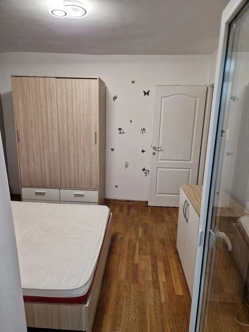 Apartament 2 camere decomandat -spatios ,balcon inchis, zona Sarelui - Poză 2