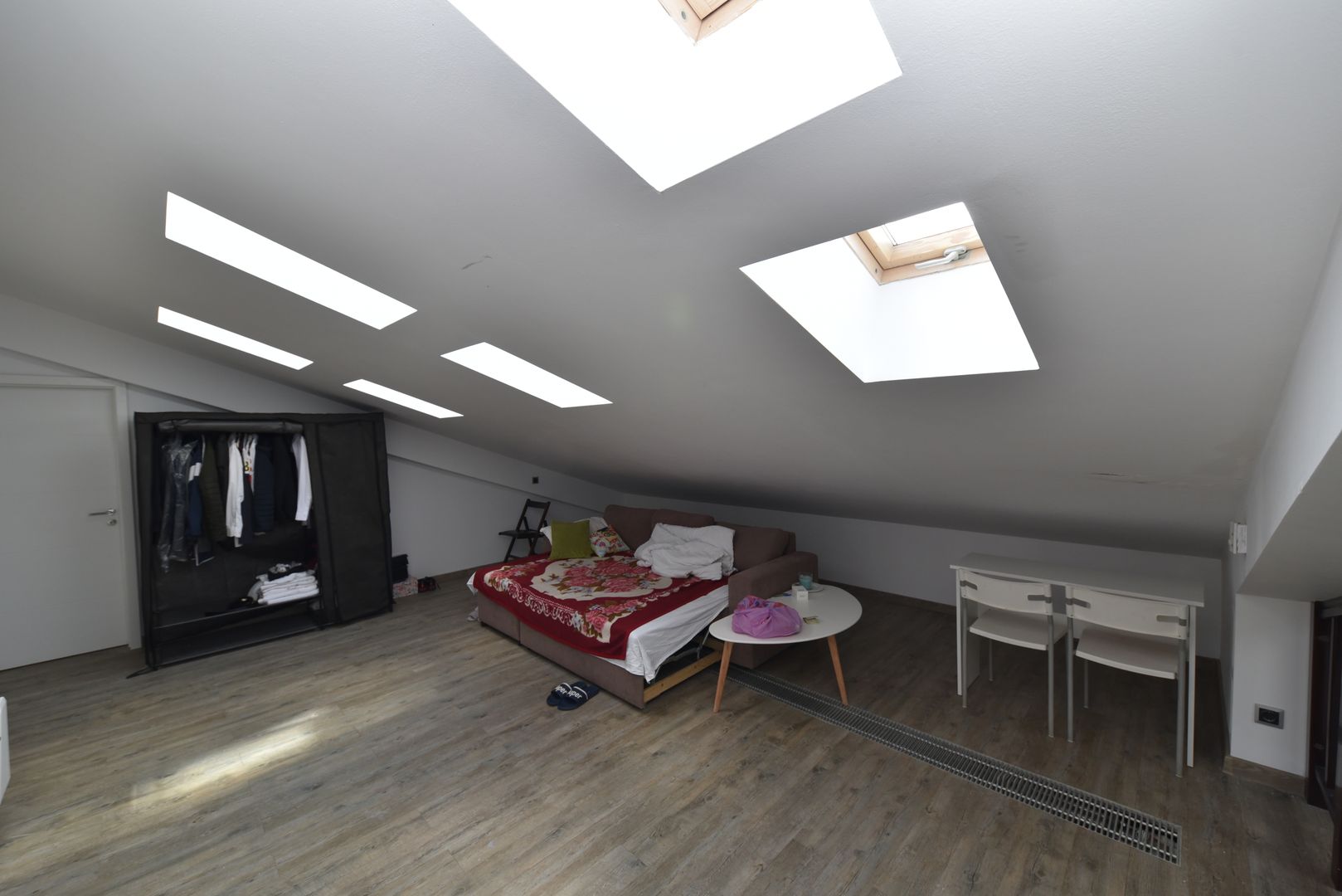 4 camere, parcare, Silver Mountain, rate proprietar - Poză 10