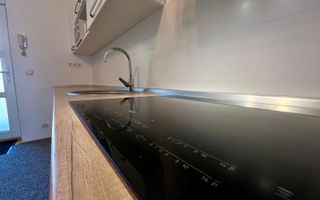 EXCLUSIVITATE. Apartament decomandat. Medicina. ULTRACENTRAL. - Poză 4