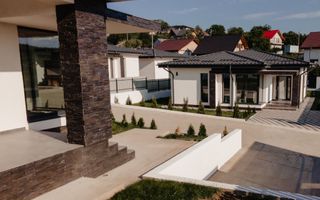 Casa individuala LA ASFALT - parter - PREMIUM - Visan, Bucium - Poză 4