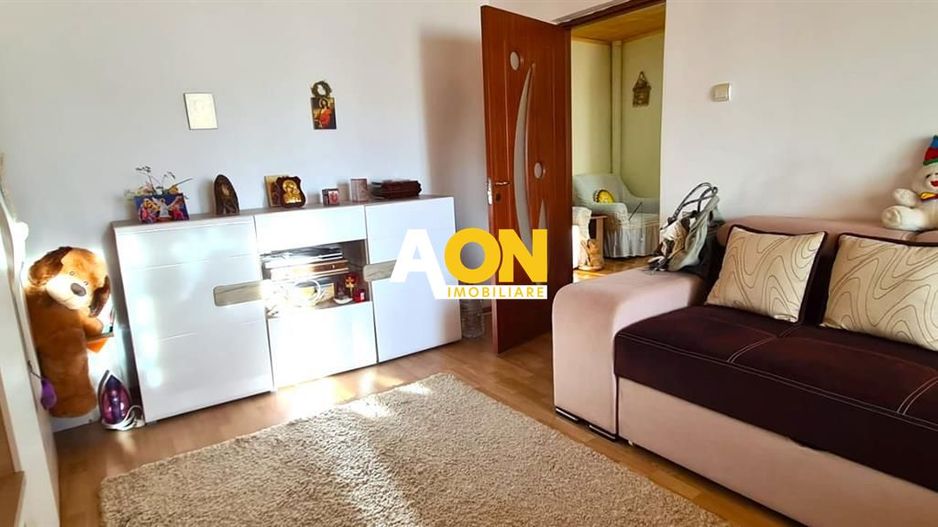 Apartament de vanzare, 3 Camere, Zona Ampoi 2 - Poză 2