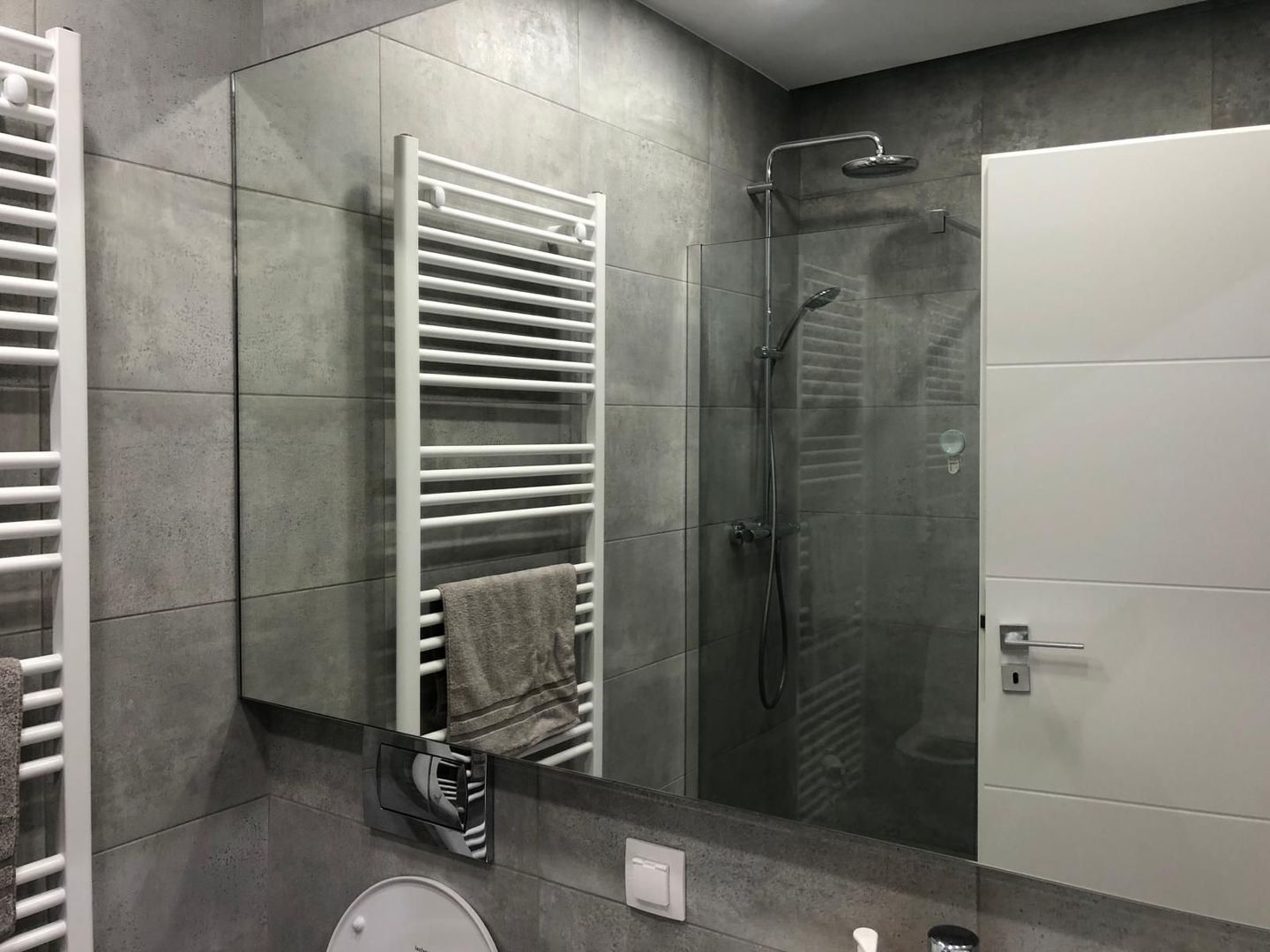 APARTAMENT 3 CAMERE ART CITY | LOC DE PARCARE | BOXA - Poză 13