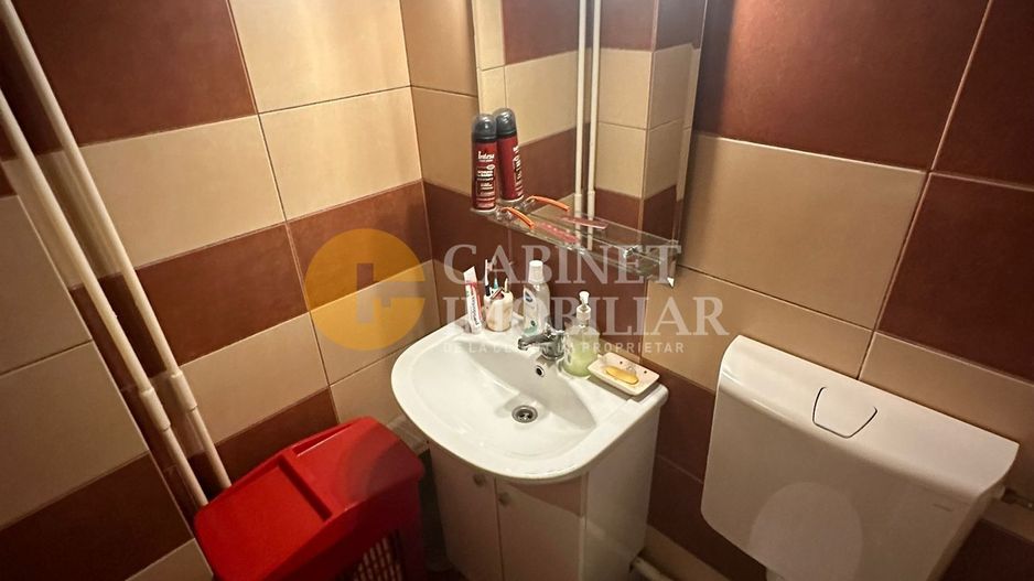 PACURARI - 3 CAMERE DECOMANDAT - ETAJ 2 - BLOC 1990 - Poză 5