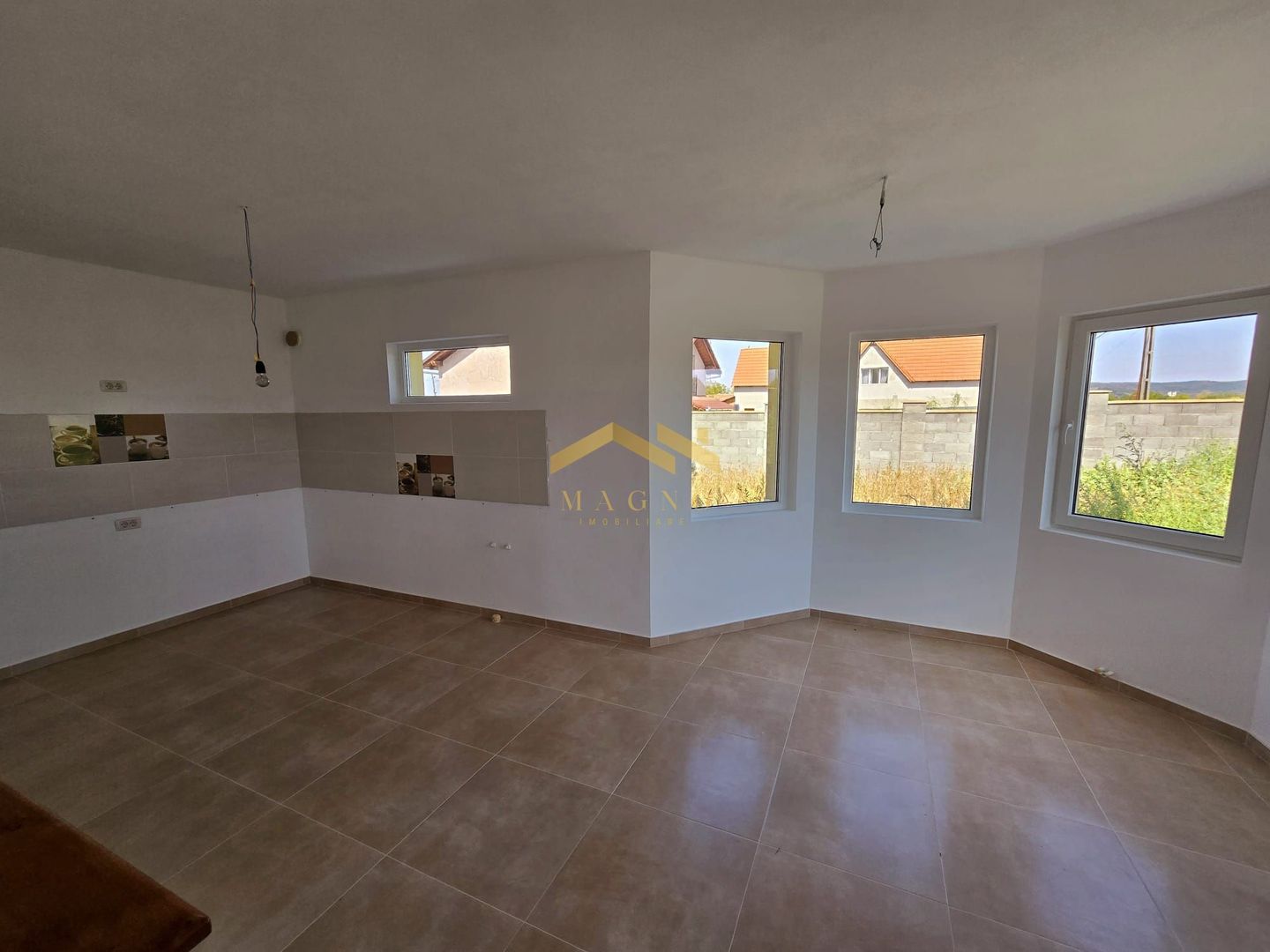 VILA P+M NOUA DE VANZARE IN LIPOVA BAI - Poză 6