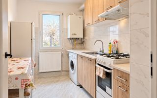 Apartament 2 camere,  50 mp Podu Ros Primaverii 360 euro - Poză 1