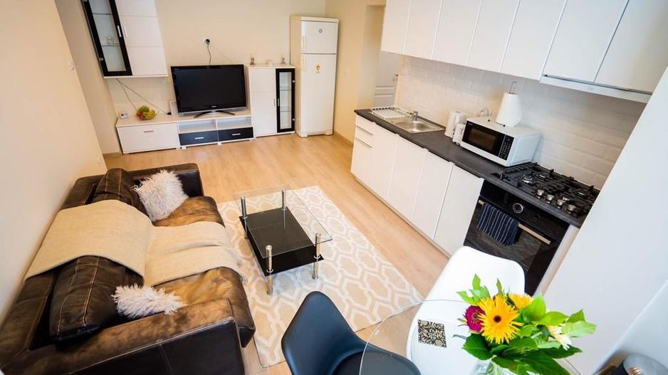 Apartament  cu 3 Camere de Vânzare| Suceava/Ultracentral | 100.000Euro - Poză 6