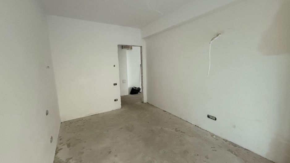 Apartament 4 Camere de Vanzare - Poză 15