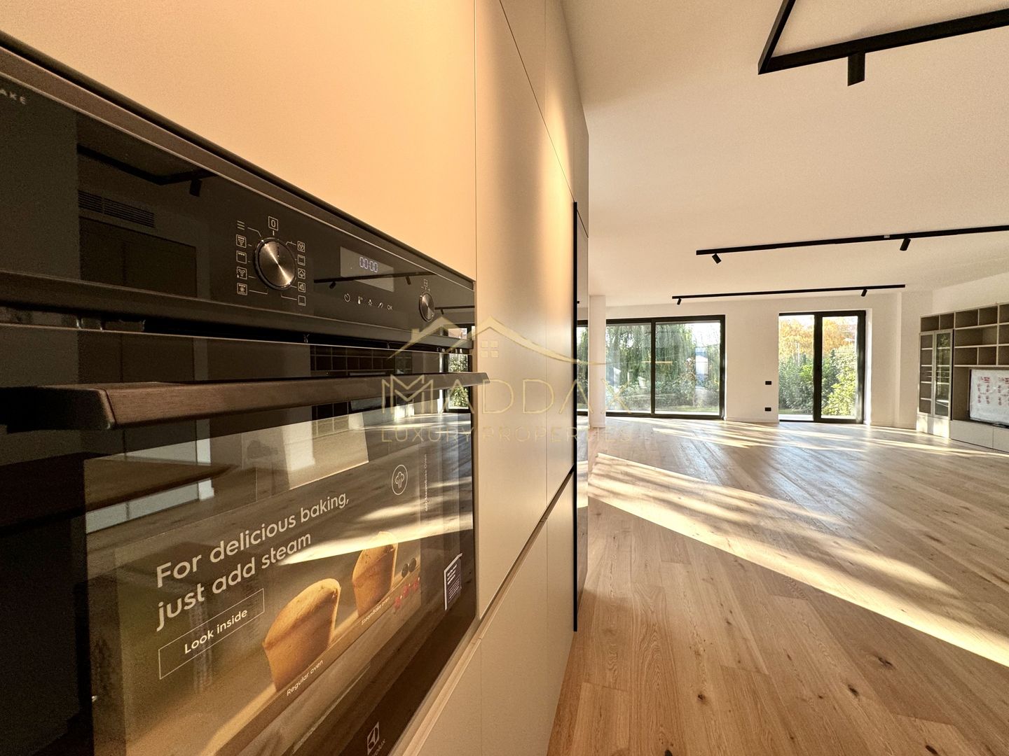 Vila cu 5 camere  *366mp* / Curte privată + piscina*315mp*/ Pipera - Lake View - Poză 17