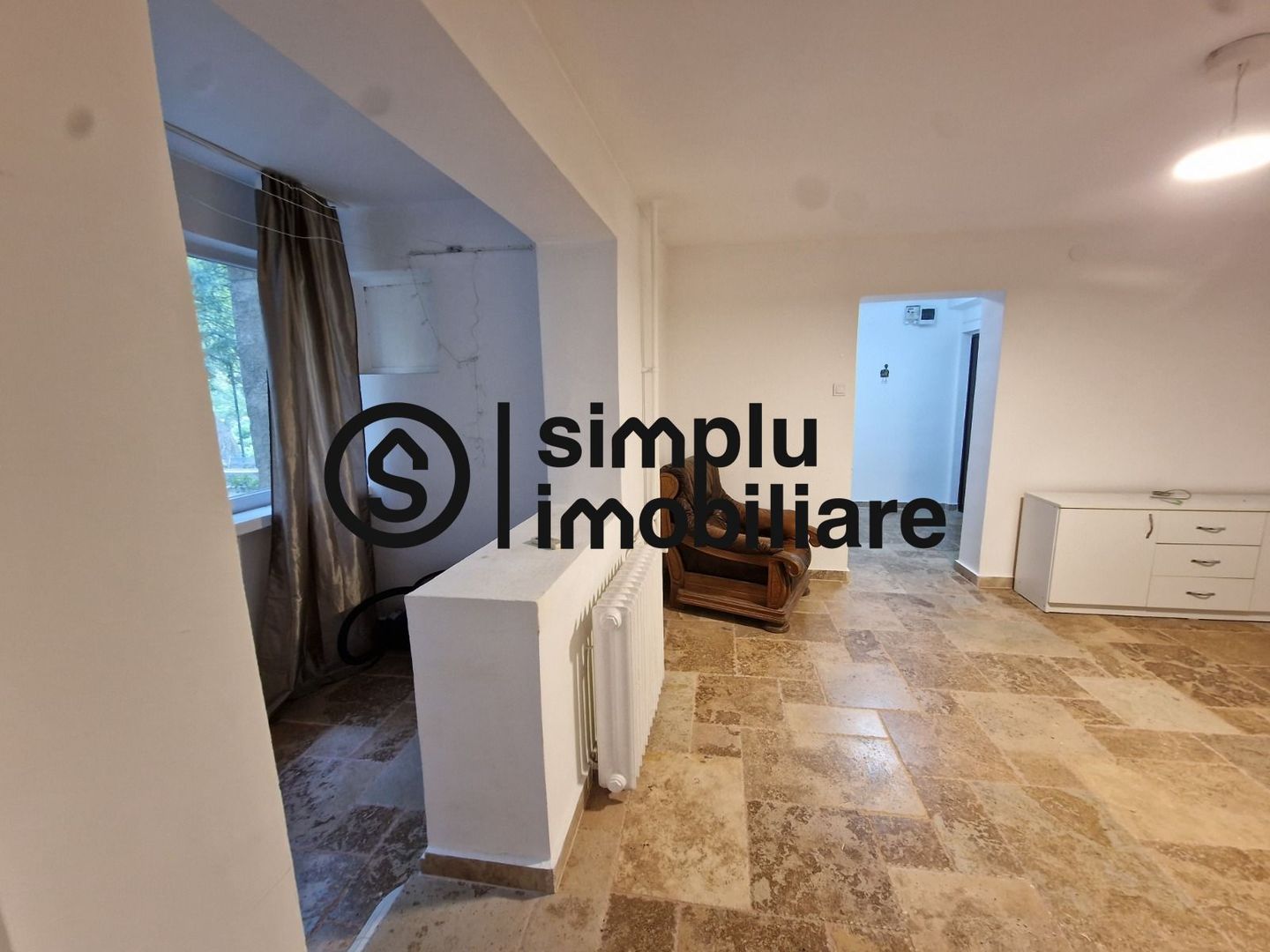 3 semidecomandate, p/4, 1 Mai (Insula)  - 440 Euro - Poză 4