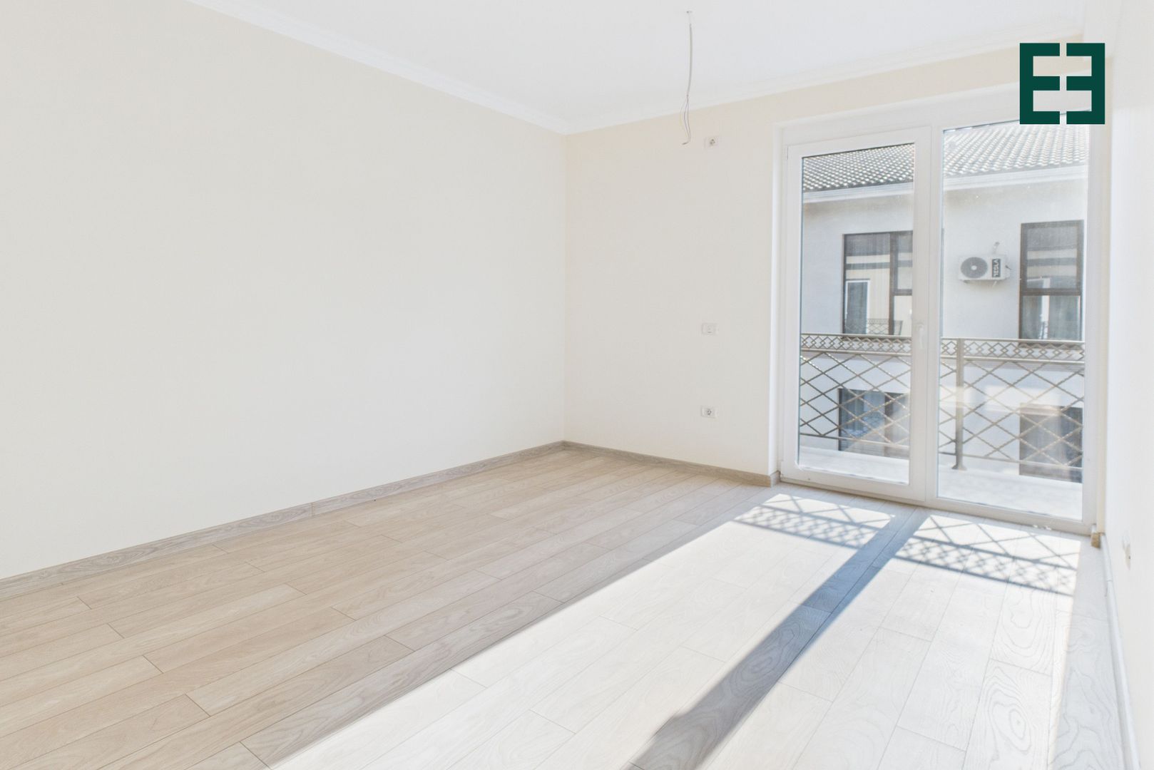 Apartament nou cu 2 camere et. 3 și loc de parcare - Giroc - Timișoara - Poză 3