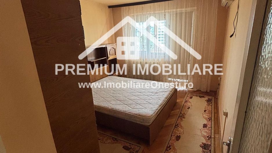 Apartament 3 camere de vanzare - Poză 2