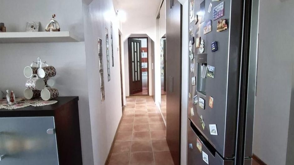 Apartament 3 camere Cantemir - Poză 3
