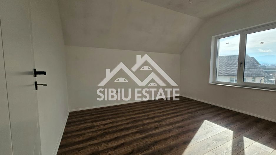 Casa Sibiu Vest, zona Cristian - Poză 24